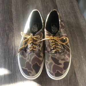 Vans Camo Never worn